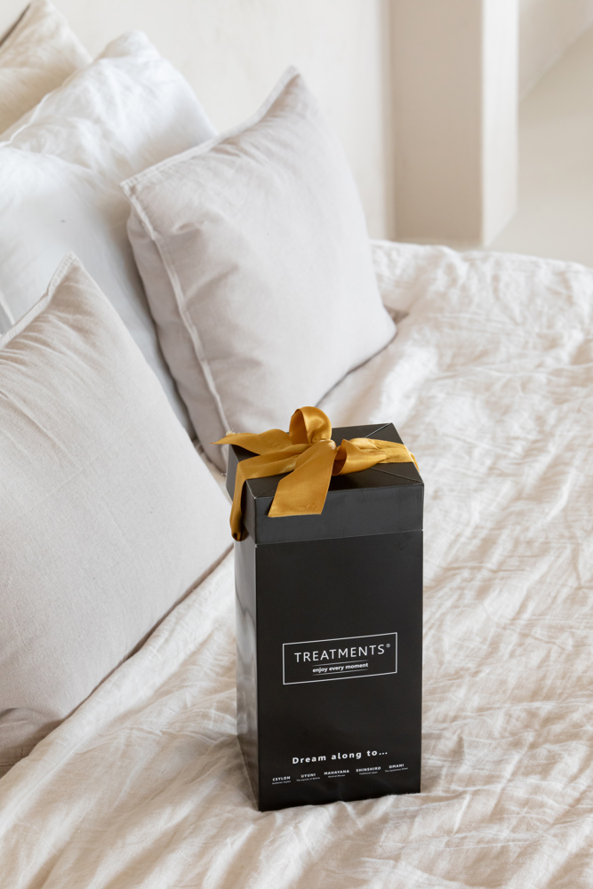 TREATMENTS® Giftbox Ultimate Spa Experience - Ceylon
