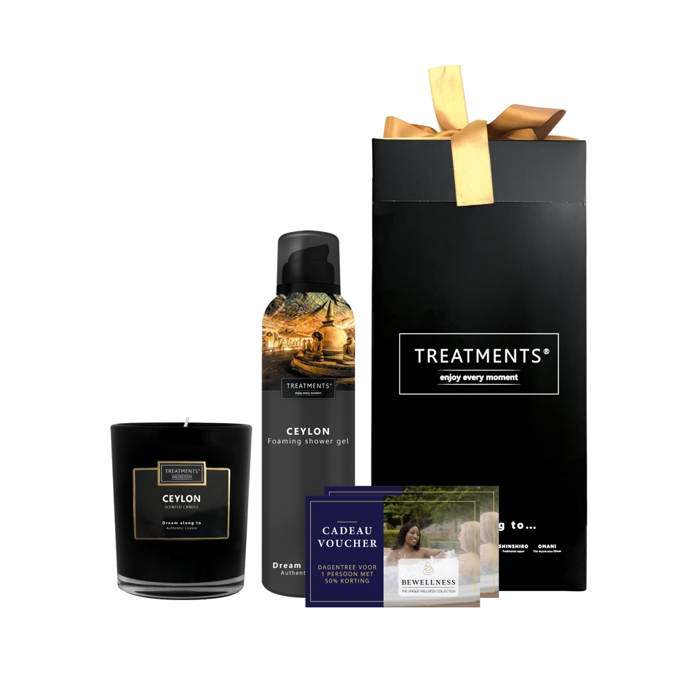 TREATMENTS® Giftbox Shower Foam & Candle